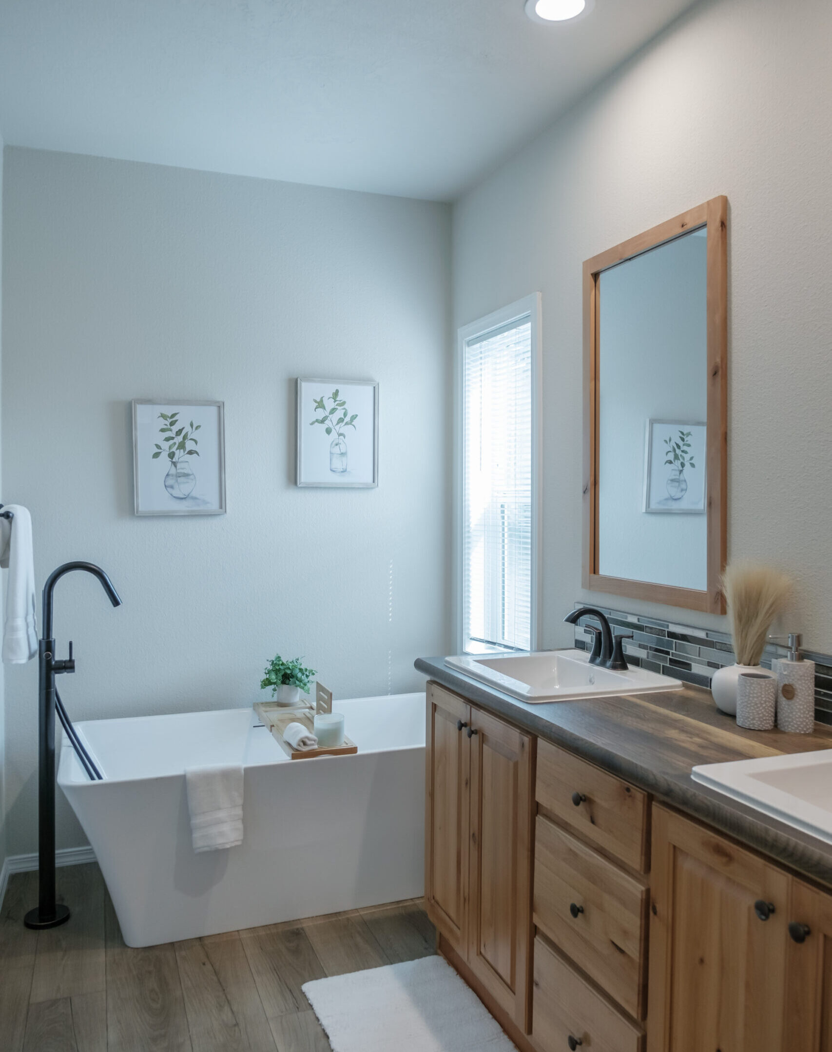 premium manufactured home bathroom